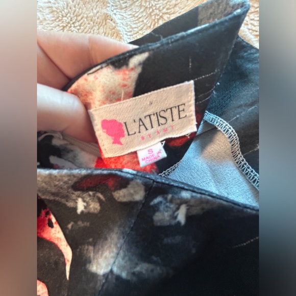 Floral skirt - Picture 3 of 3